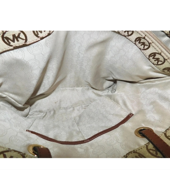 NWT Michael Kors Tote - Picture 6 of 7